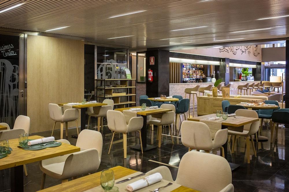 Vincci Zaragoza Zentro Ξενοδοχείο Εξωτερικό φωτογραφία